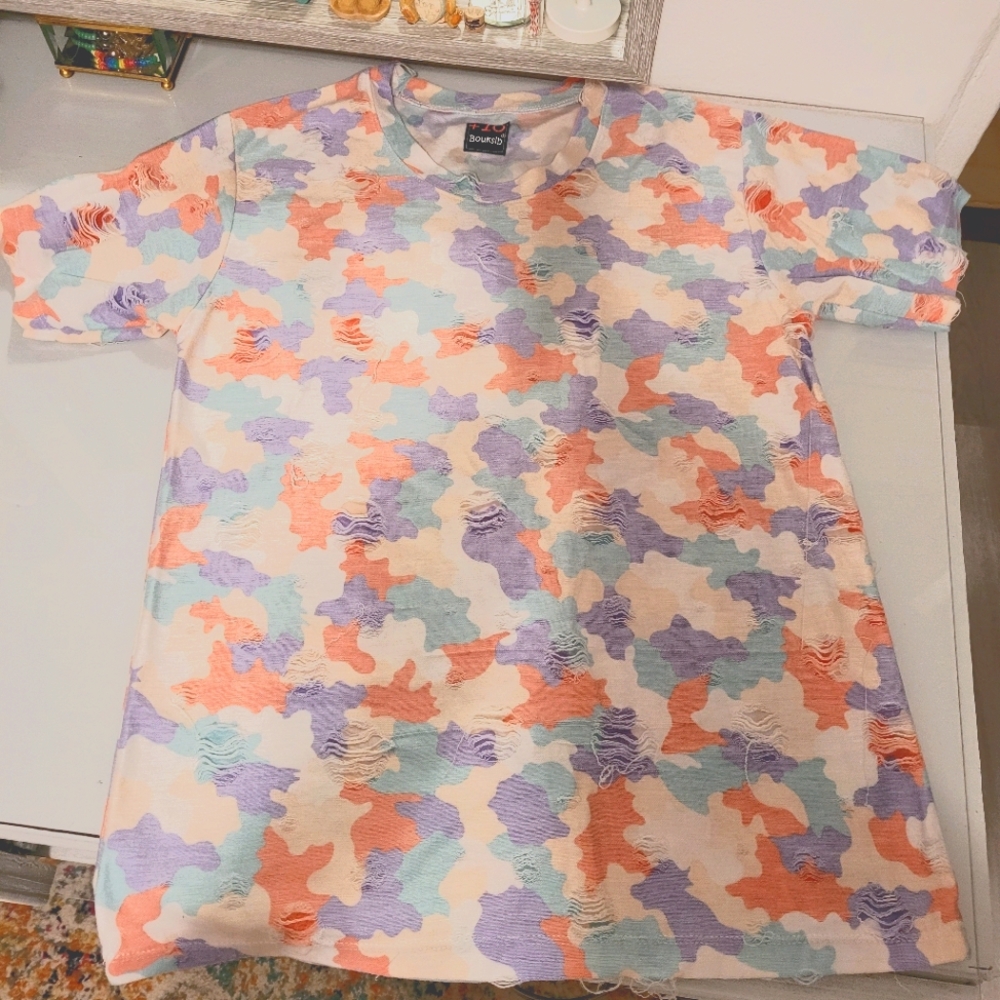 Cool distressed t shirt